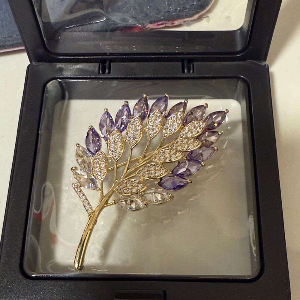 Elegant Gold and Purple Leaf Brooch